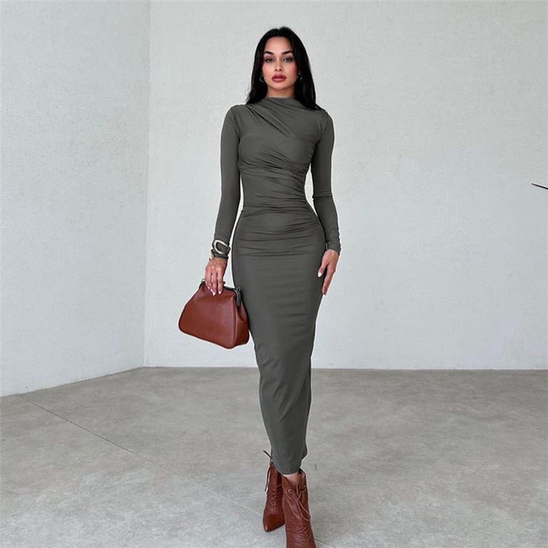 Damen figurbetontes Maxikleid mit hohem Kragen und seitlicher Raffung Shop Nory