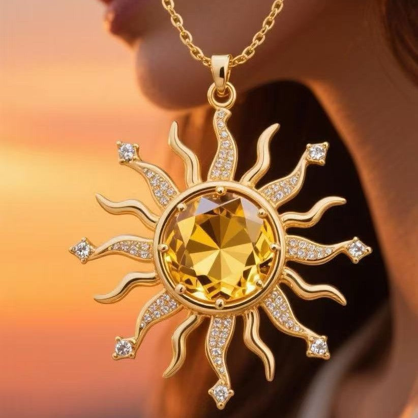Damen Halskette mit Sonnenanhänger und funkelnden Kristallen Shop Nory