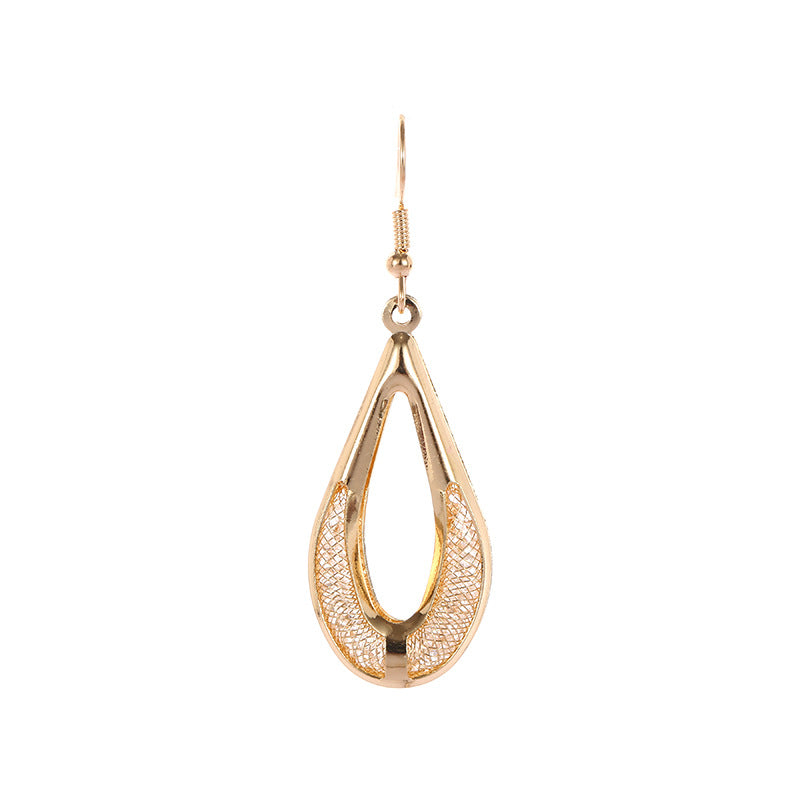 Damen Ohrringe mit filigranem, modernem Design Shop Nory