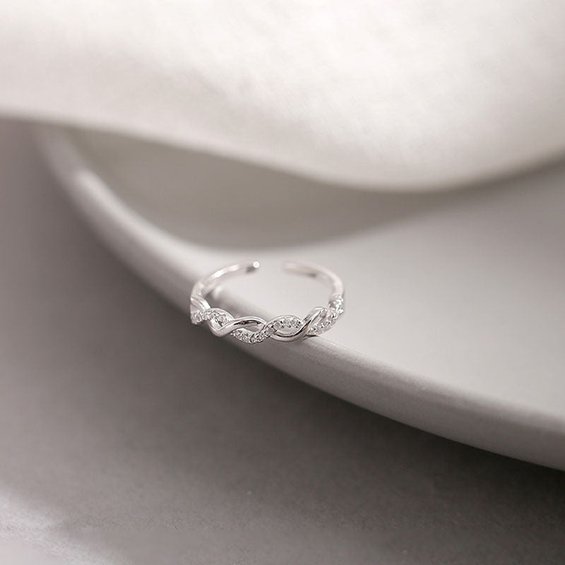 Damen eleganter Zwischenschicht-Ring mit funkelnden Zirkonia Shop Nory