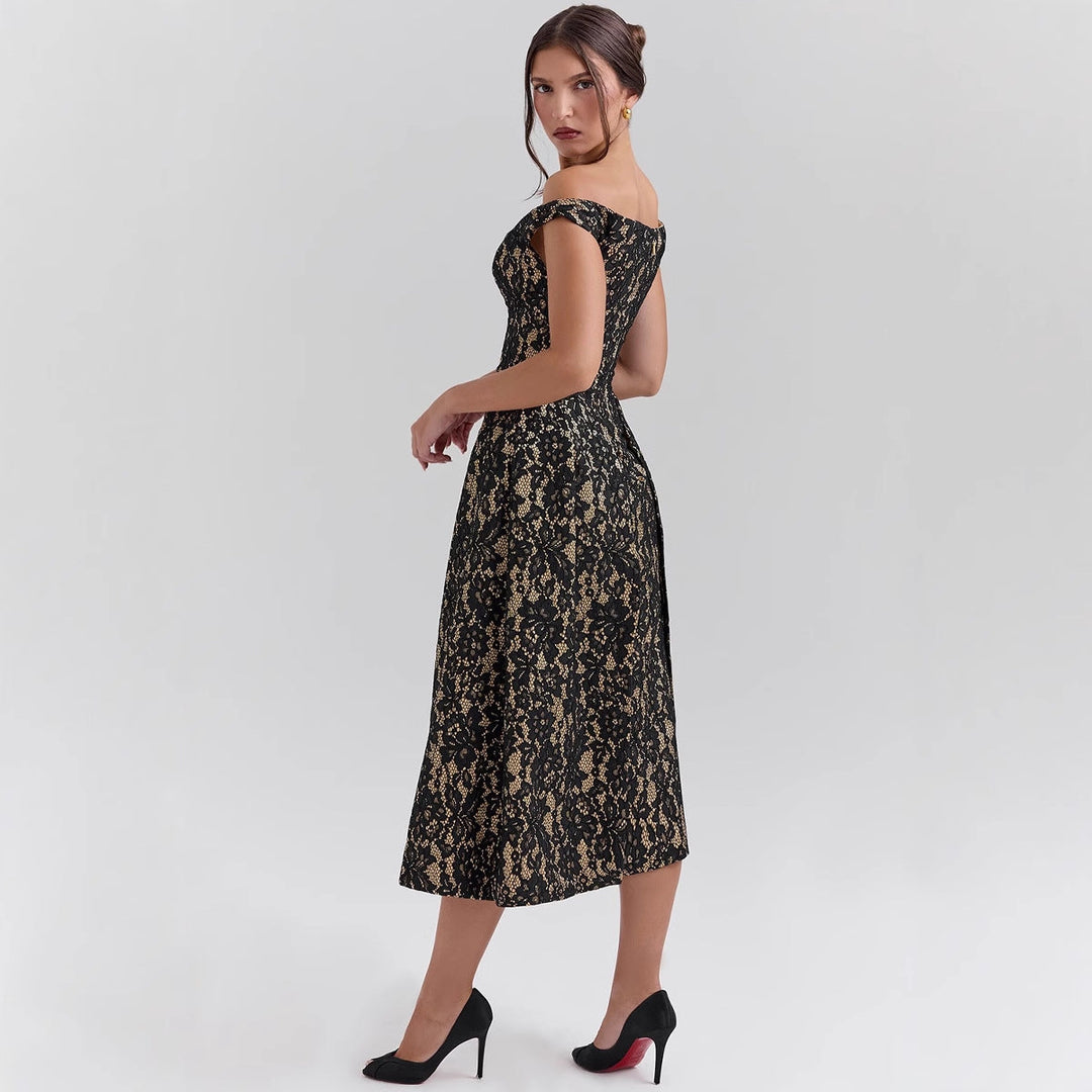 Damen Abendkleid mit raffinierten Spitzenapplikationen und elegantem Schnitt