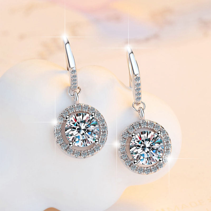 Damen Ohrringe mit funkelnden Kristallen und elegantem Design Shop Nory