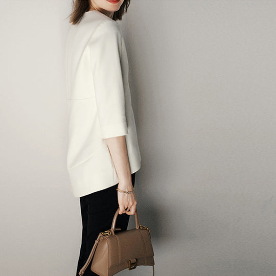 Damen Elegante und stilvolle Bluse mit Perlen-Detail Shop Nory