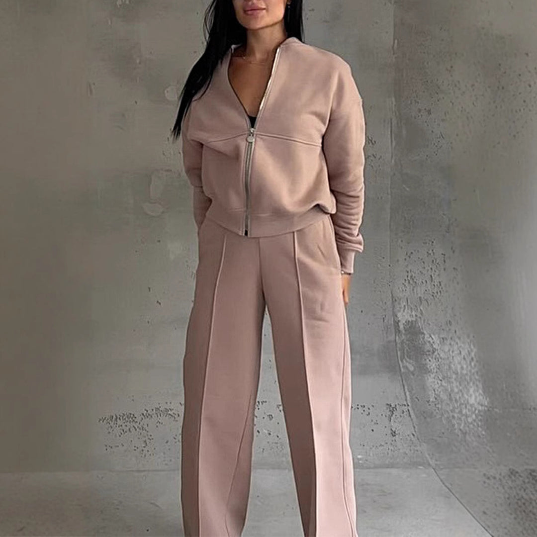 Damen nan kurz geschnittenes Blouson mit Reißverschluss und weiter High-Waist Jogginghose Set Shop Nory