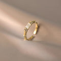 Damen zierlicher Ring im Bambusdesign mit elegantem Stein Shop Nory