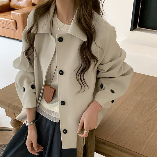 Damen Oversize Kurzjacke mit überschnittenen Schultern und großer Knopfleiste Shop Nory