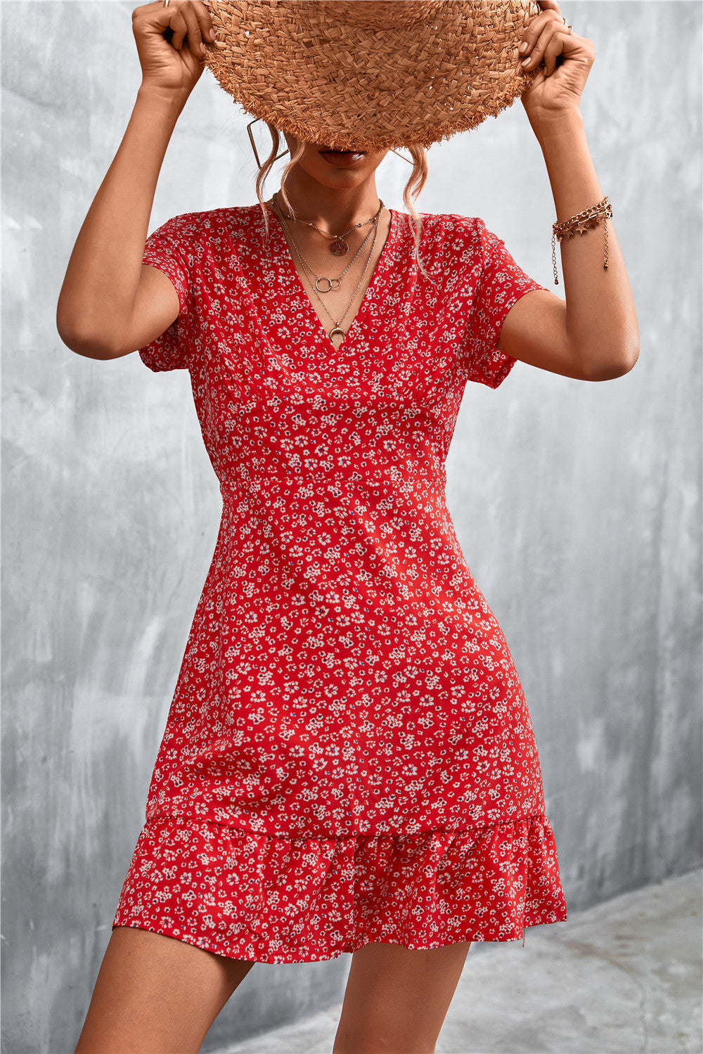Damen Sommerliches Minikleid mit floralem Design und verspieltem Saum