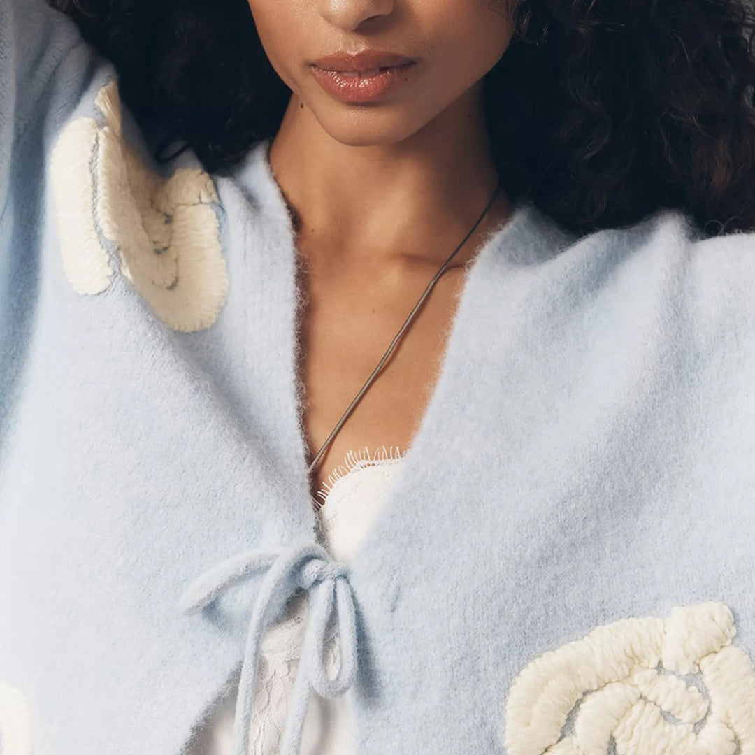 Damen Kuscheliger Mohair-Cardigan mit Zierblumen-Applikationen Shop Nory