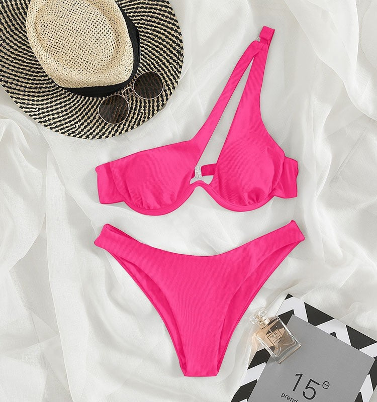 Damen Triangel-Bikini mit asymmetrischem Schnitt und gepolstertem Oberteil