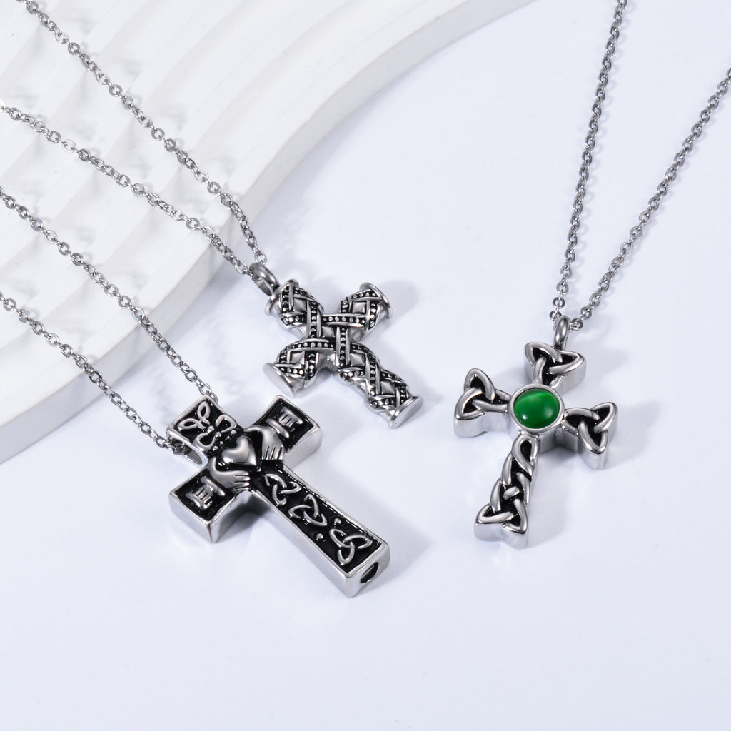Damen Kreuzanhänger mit detailliertem keltischen Design und robustem Edelstahl Shop Nory