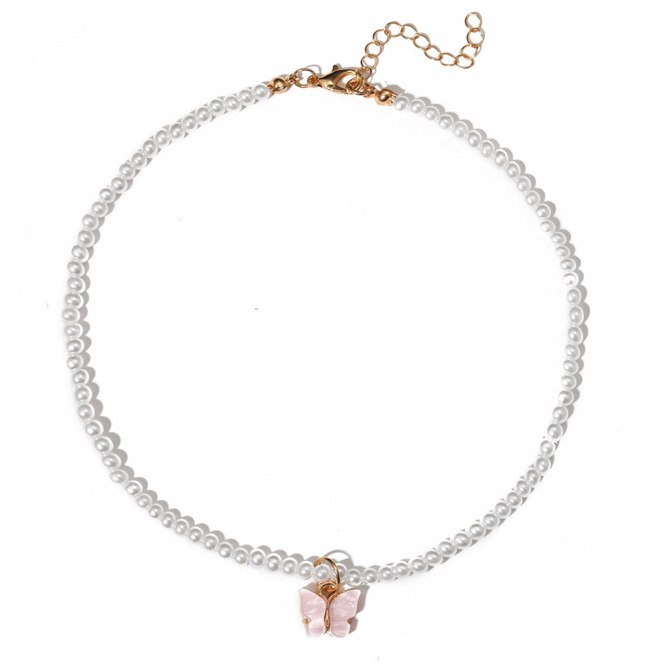 Damen Halskette mit elegantem Schmetterlingsanhänger aus Perlen Shop Nory
