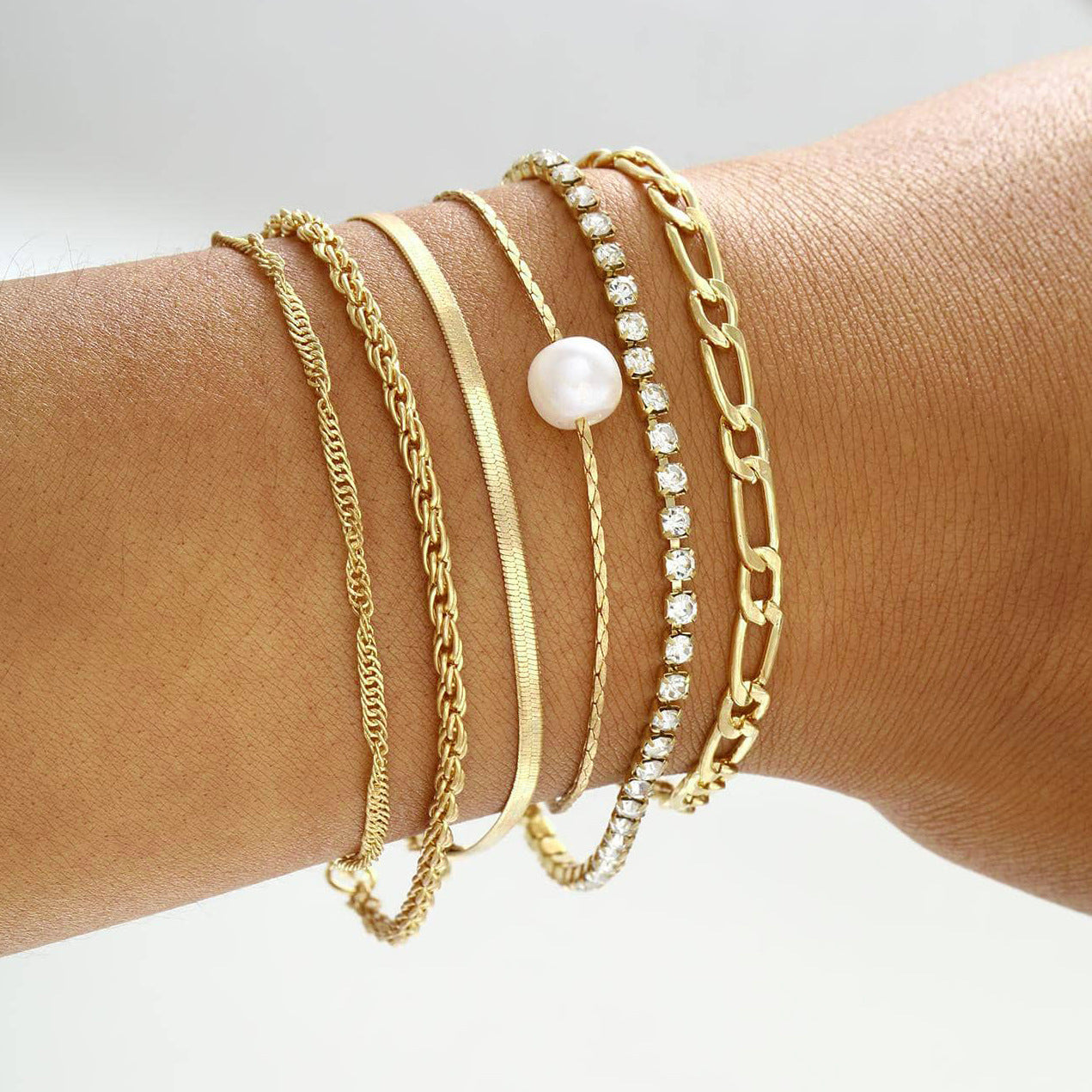 Damen Armreifen-Set mit verschiedenen eleganten Designs Shop Nory