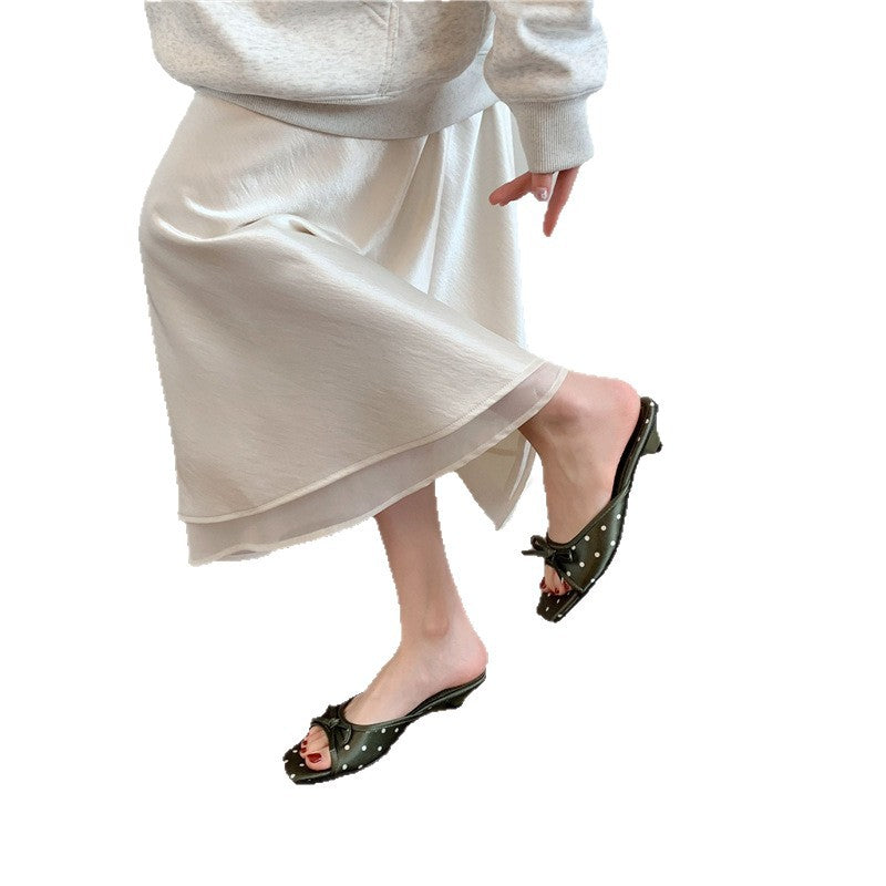 Damen Quadratische Slip-On Mules mit Punktmuster, feiner Zierschleife und Komfortfußbett Shop Nory