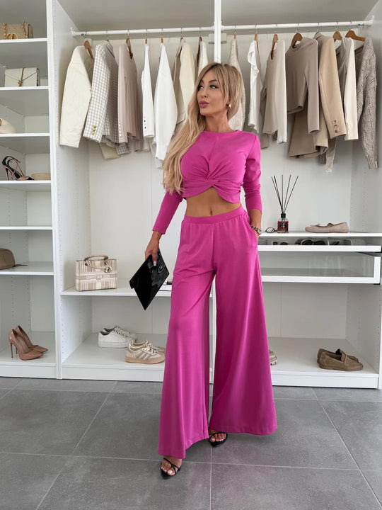 Damen figurnahes Twist-Cropped-Shirt mit weitem High-Waist Palazzo-Hose aus fließendem Jersey Shop Nory