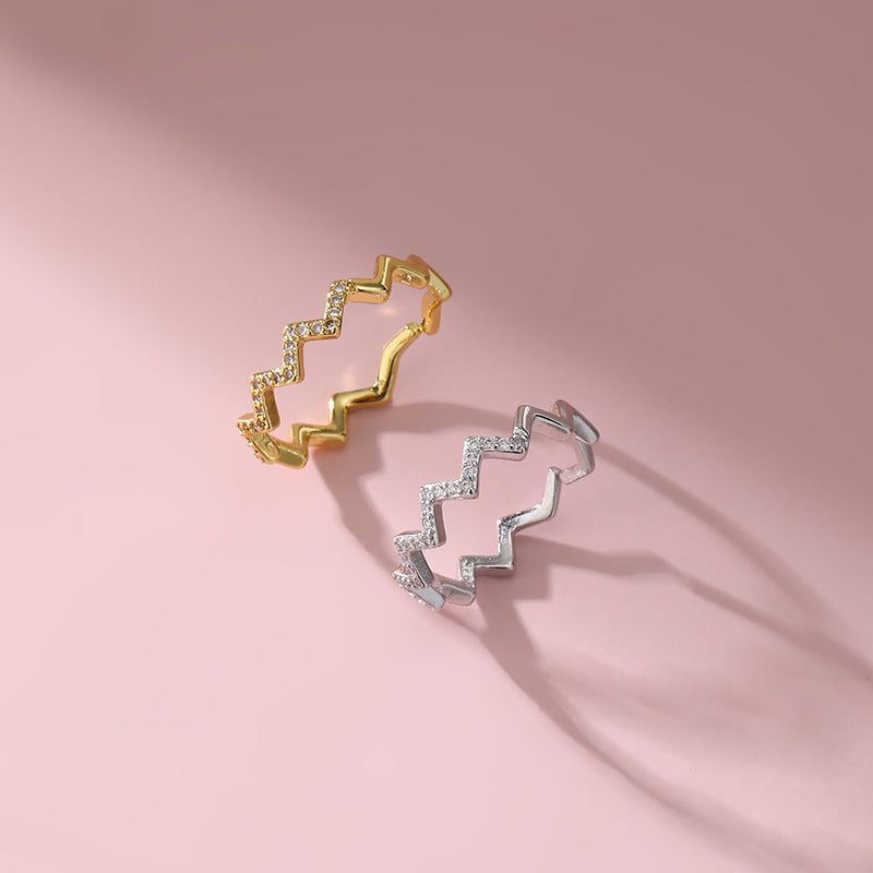 Damen Zigarrenförmiger Ring mit funkelnden Zirkonia Shop Nory