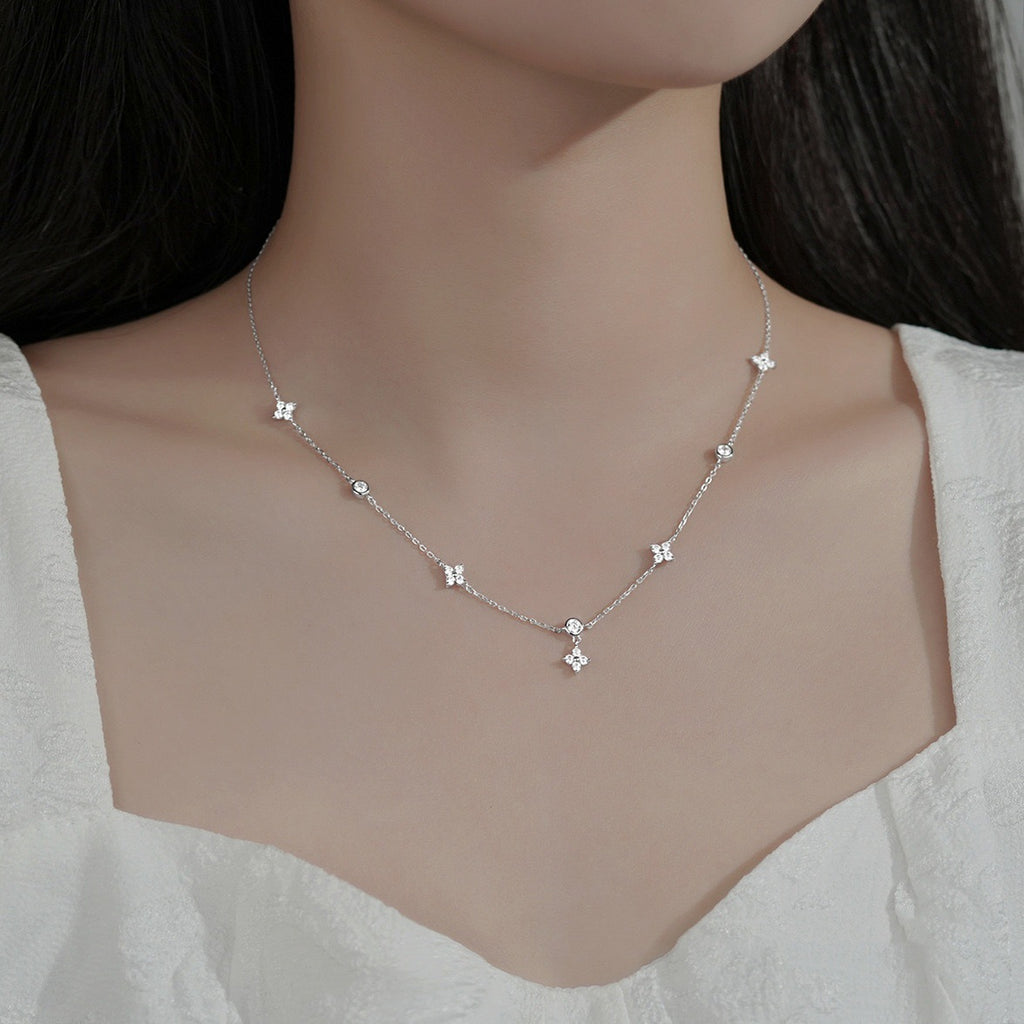 Damen elegante Halskette mit schimmernden Anhängern Shop Nory