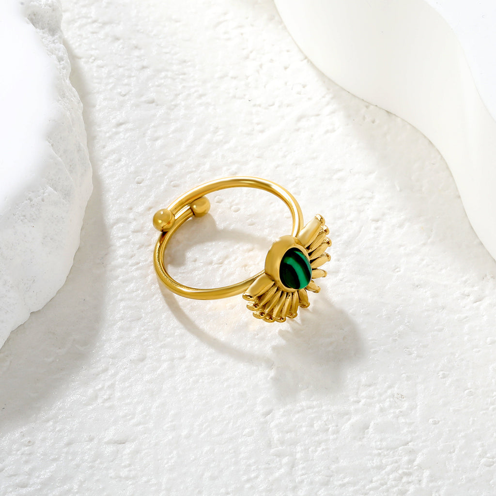 Damen ring mit authentischem Malachit-Edelstein und elegantem goldbeschichtetem Design Shop Nory