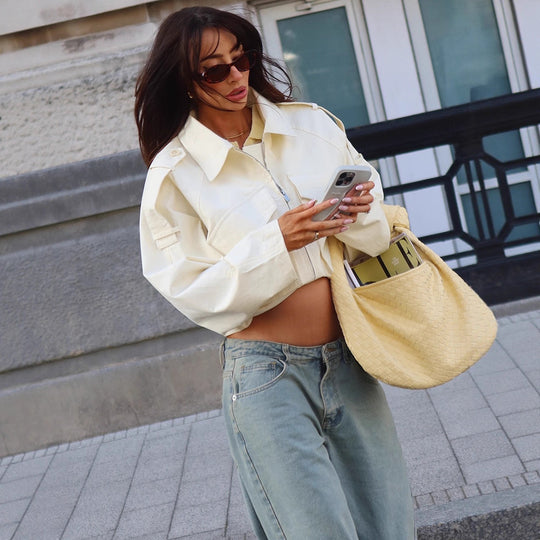 Damen Kurze Boxy-Cargo-Jacke aus Baumwollmix mit übergroßen Pattentaschen Shop Nory