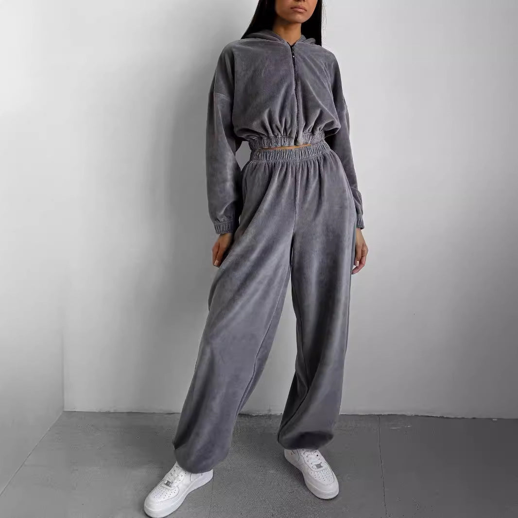 Damen Velours-Lounge-Set mit kurzem Reißverschluss-Hoodie, elastischer High-Waist-Jogginghose und Bustier Shop Nory