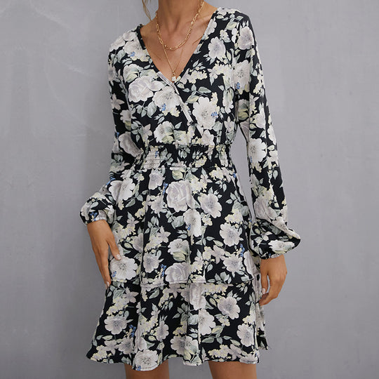 Damen Florales Minikleid mit Wickeloberteil, Smok-Taillenband und Stufenrock Shop Nory