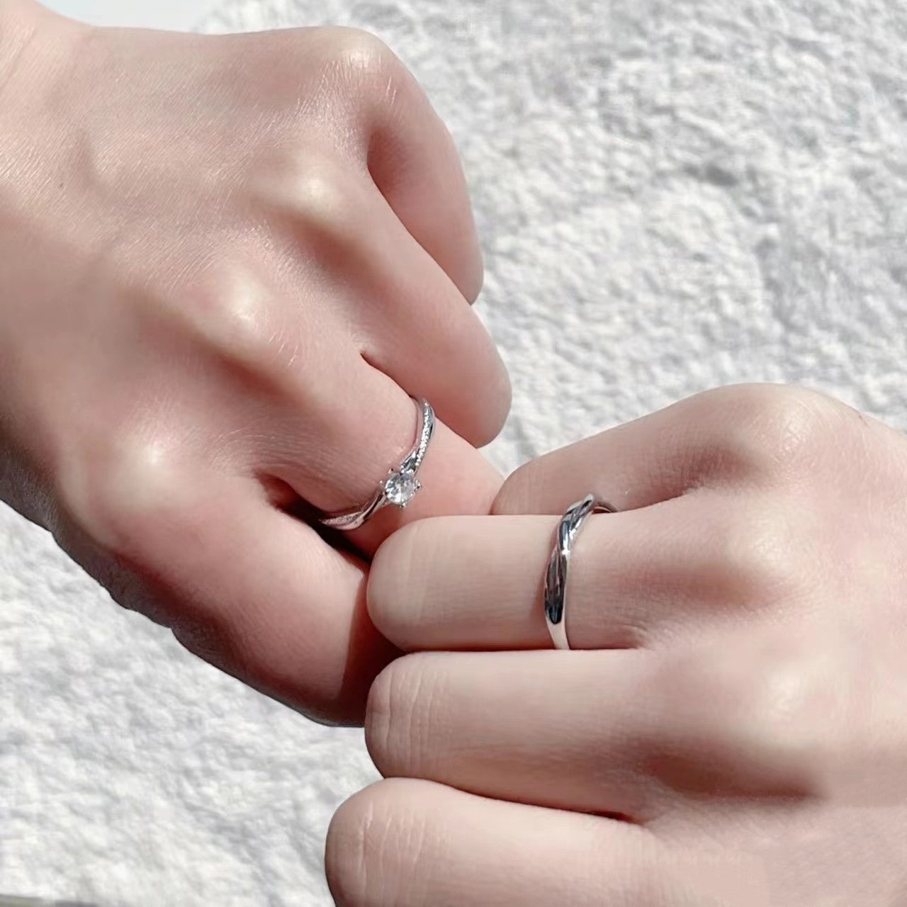 Damen Verführerischer Ring mit funkelndem Zirkonia Shop Nory