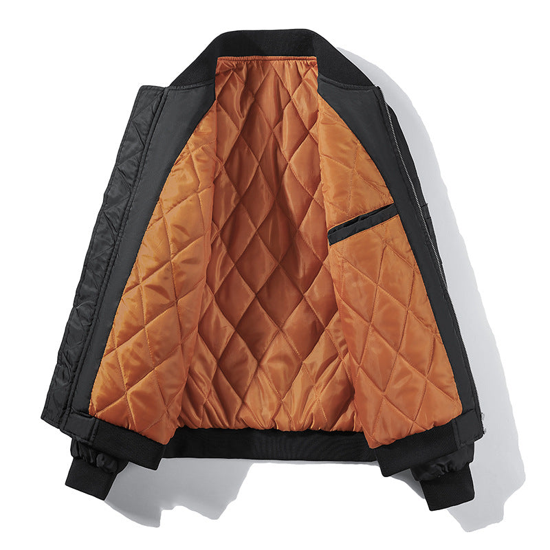 Herren Bomberjacke im Fliegerlook mit kontrastierender Innenfütterung, Ärmel‑Utilitytasche und elastischen Rippbündchen Shop Nory