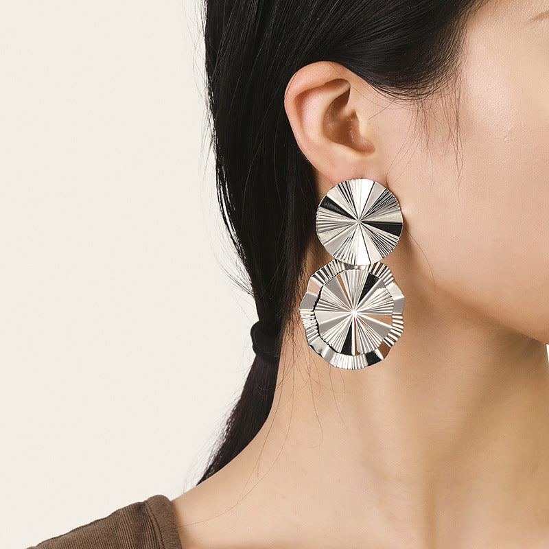 Damen glänzende Ohrringe mit geometrischem Design Shop Nory