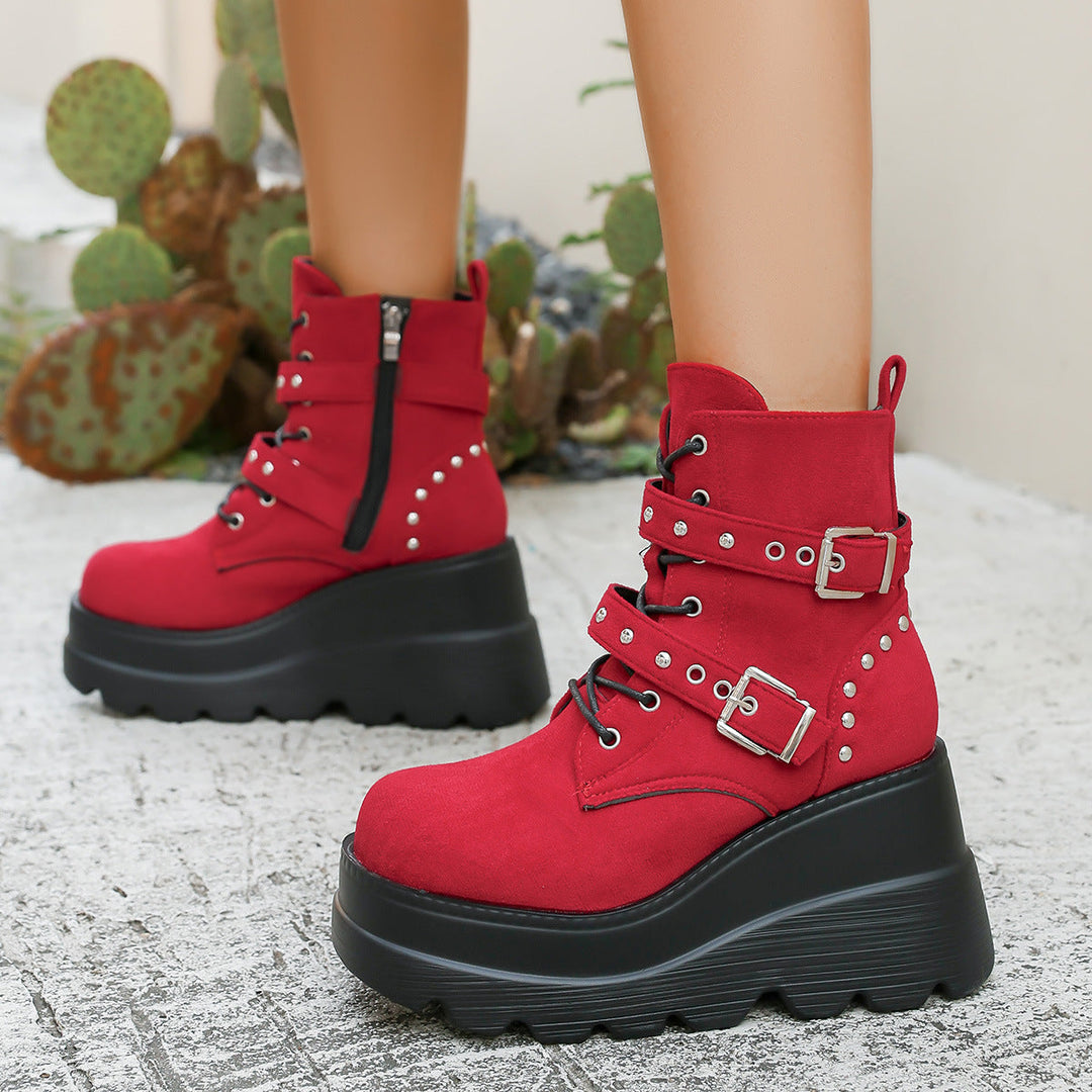 Damen Wedge-Stiefel mit modischen Schnallen und robustem Plateau