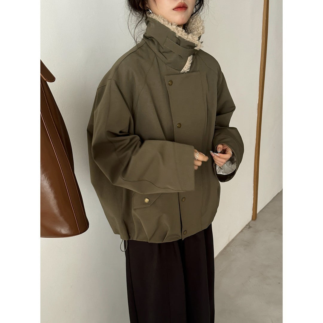 Damen Kurze Oversize-Bomberjacke mit Teddykragen und Druckknopfdetails Shop Nory