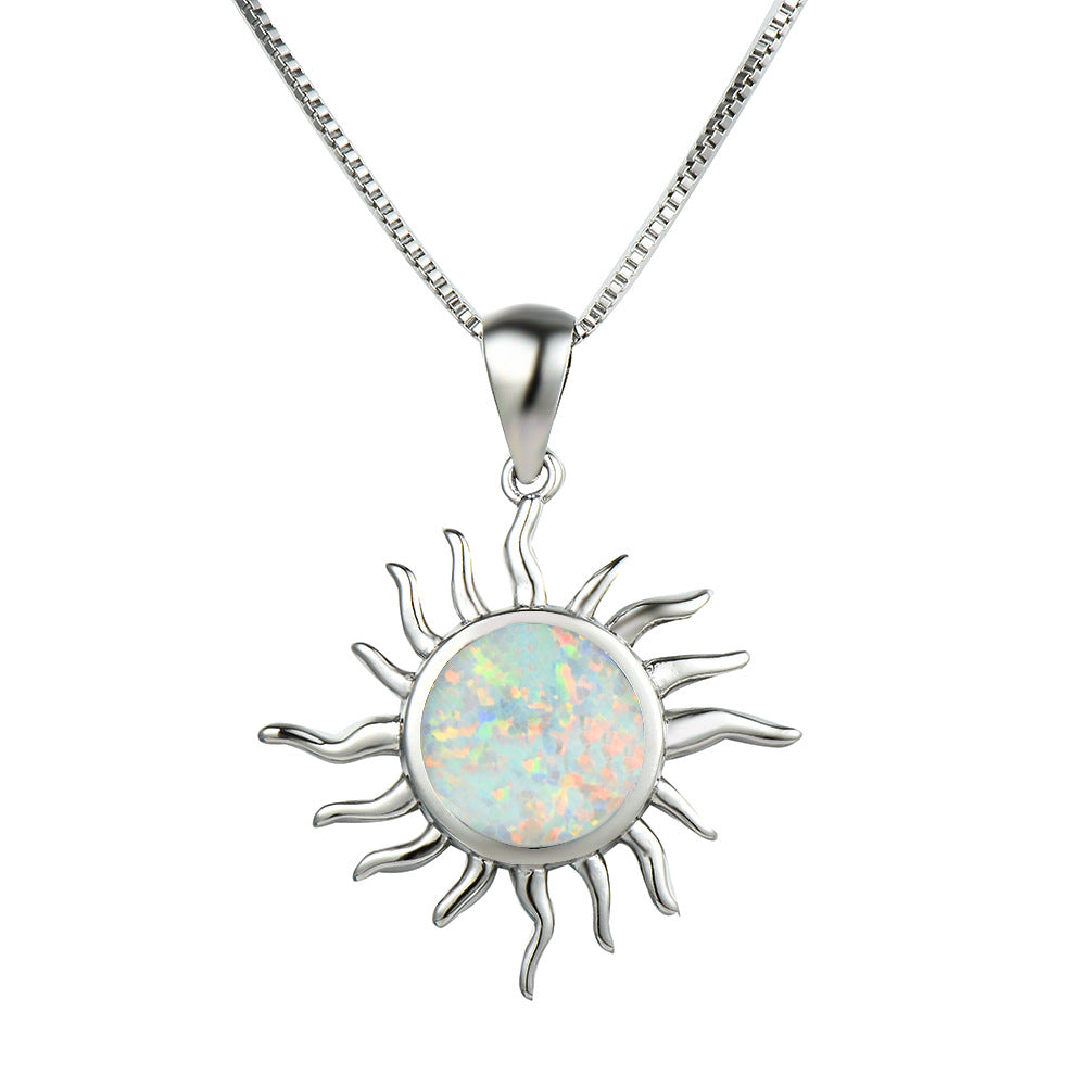 Damen Sonnenanhänger aus hochwertigem Edelstahl mit schimmerndem Opal Shop Nory