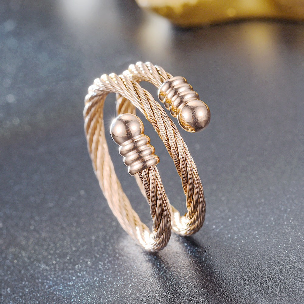 Damen Ring mit doppeltem Drahtdesign und stilvollen Akzenten Shop Nory