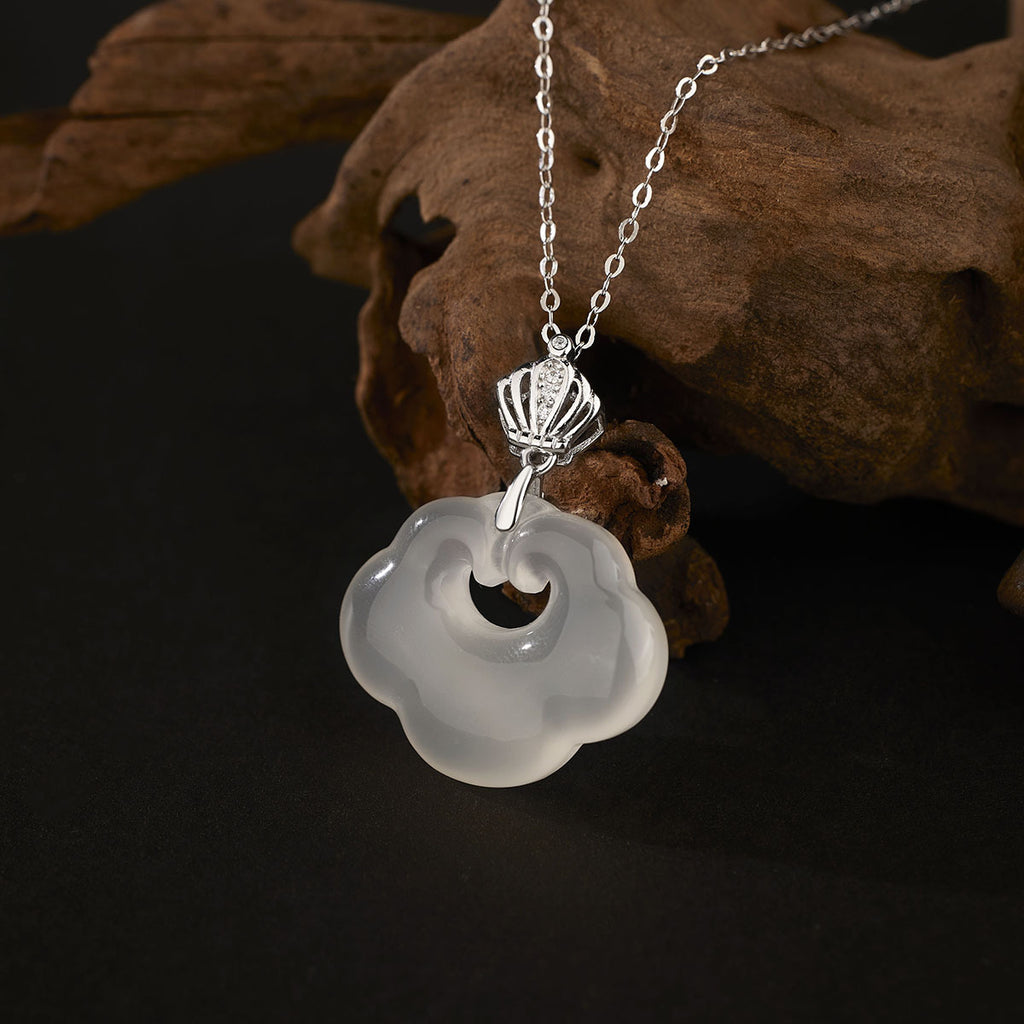 Damen Halskette mit kunstvollem Wolken-Anhänger und funkelnden Zirkonia Shop Nory