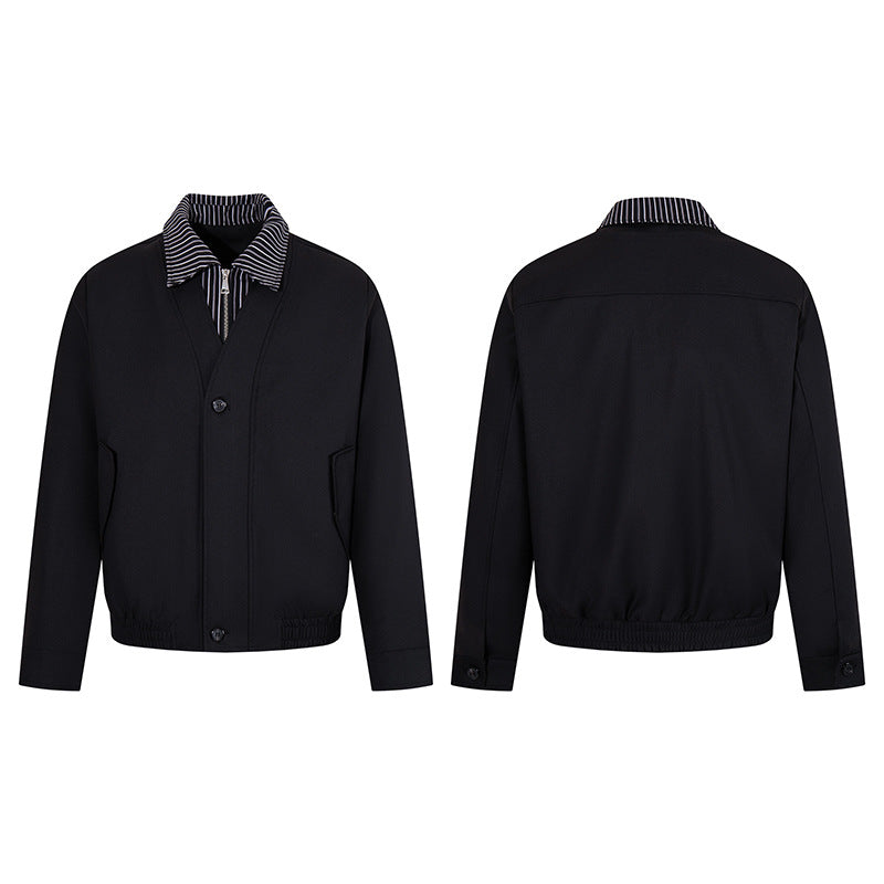 Herren Kurz geschnittene Blouson-Jacke mit gestreiftem Innenkragen, verdecktem Zweiwege-Reißverschluss und elastischem Saum Shop Nory