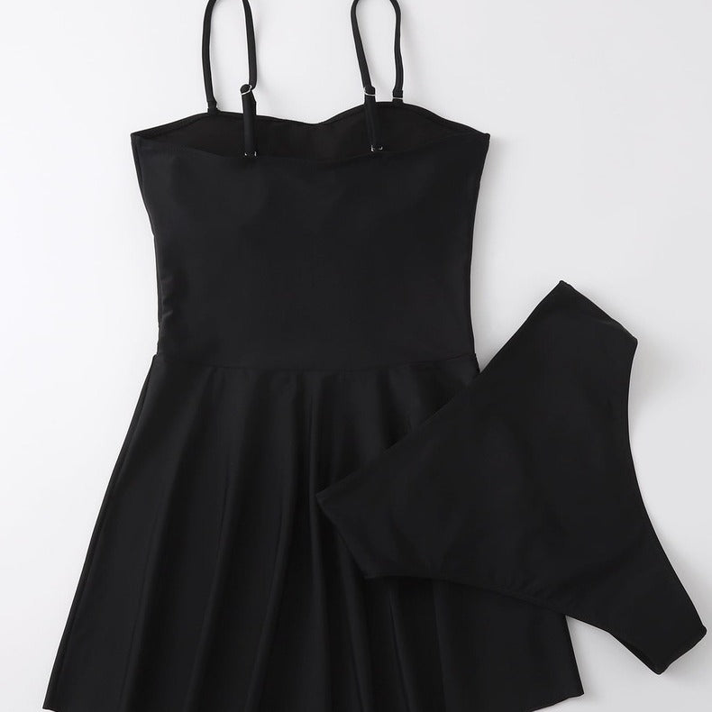 Damen Schwimmanzug mit schwingendem Rock