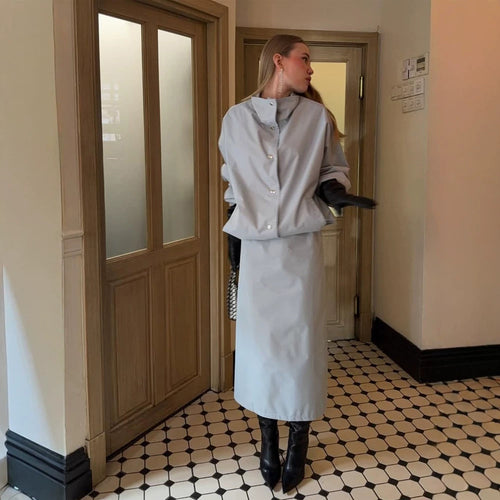 Damen Zweiteiliges Co-Ord-Set aus leichter Windjacke mit Tunnelzug und tailliertem Maxi-Rock Shop Nory