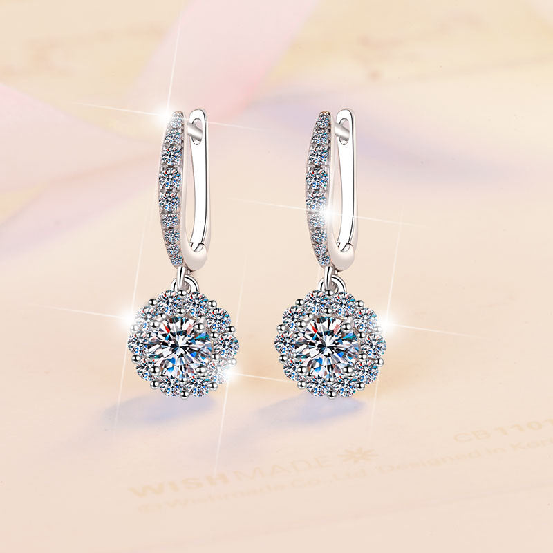 Damen Ohrhänger mit glitzernden Kristallen und rotem Design Shop Nory