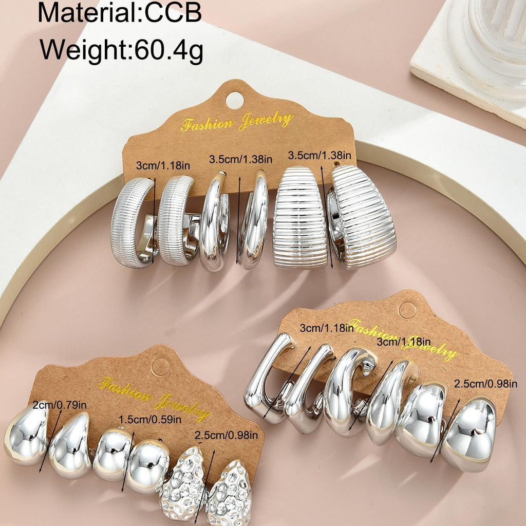 Damen Ohrstecker-Set mit einzigartigen, strukturierten Designs Shop Nory