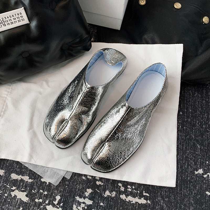 Damen modische Slipper mit glänzender Oberfläche und bequemem Schnitt