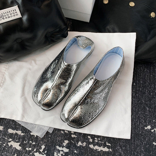 Damen modische Slipper mit glänzender Oberfläche und bequemem Schnitt
