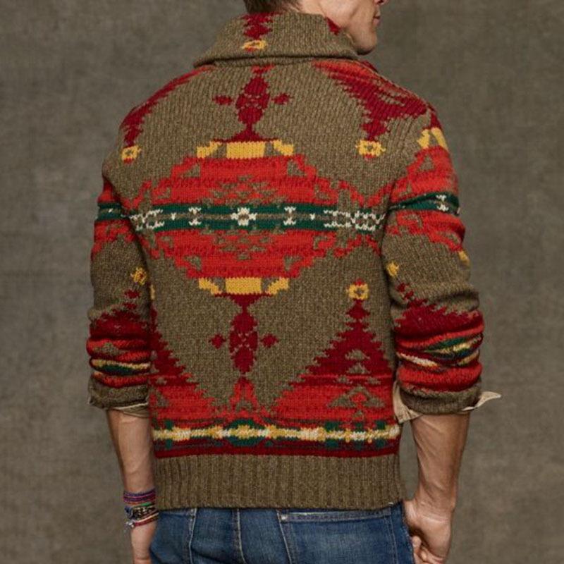 Herren Grobstrickpullover mit einzigartigem Muster und hohem Kragen