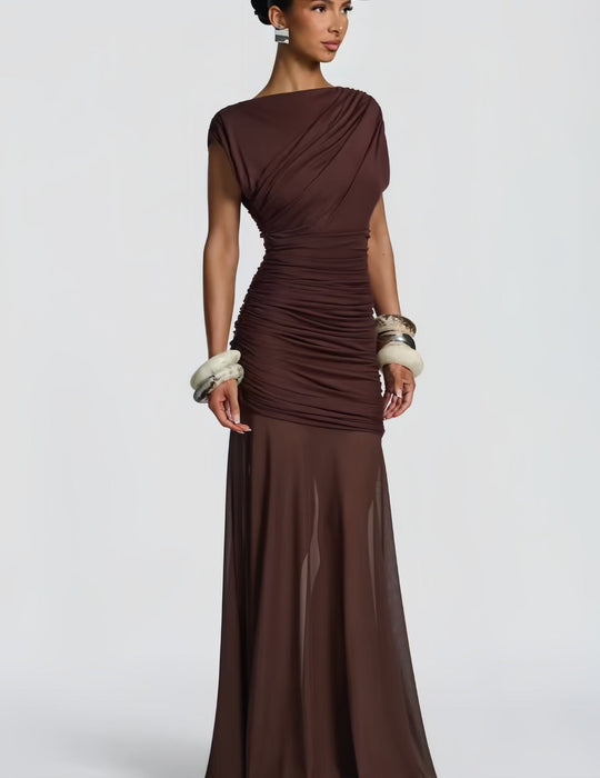 Damen Elegantes und figurbetontes Abendkleid mit Raffungen