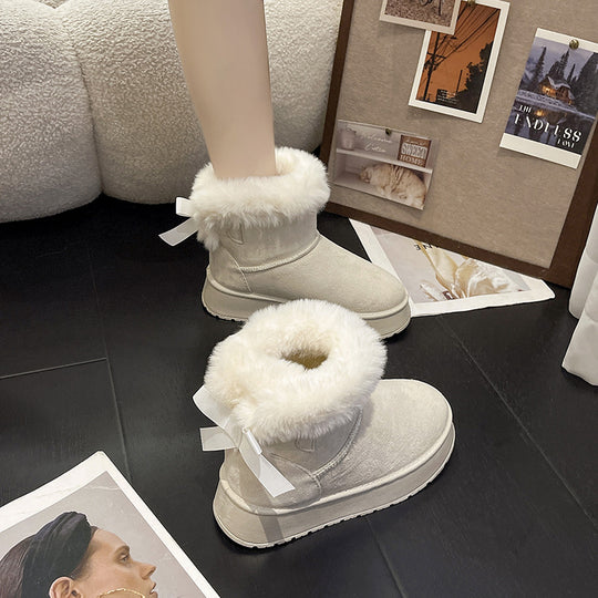 Damen Gefütterte Kurzstiefel mit Kunstfell-Bündchen, rutschfester Plateausohle und Schleifendetail Shop Nory