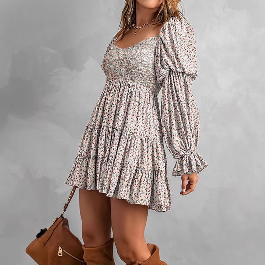 Damen Off-Shoulder Minikleid mit Smok-Oberteil, Volantstufen und gerafften Ballonärmeln Shop Nory