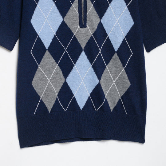 Damen Kurzarm-Polokragen-Strickpullover mit Rauten-Jacquard und Halbzip Shop Nory