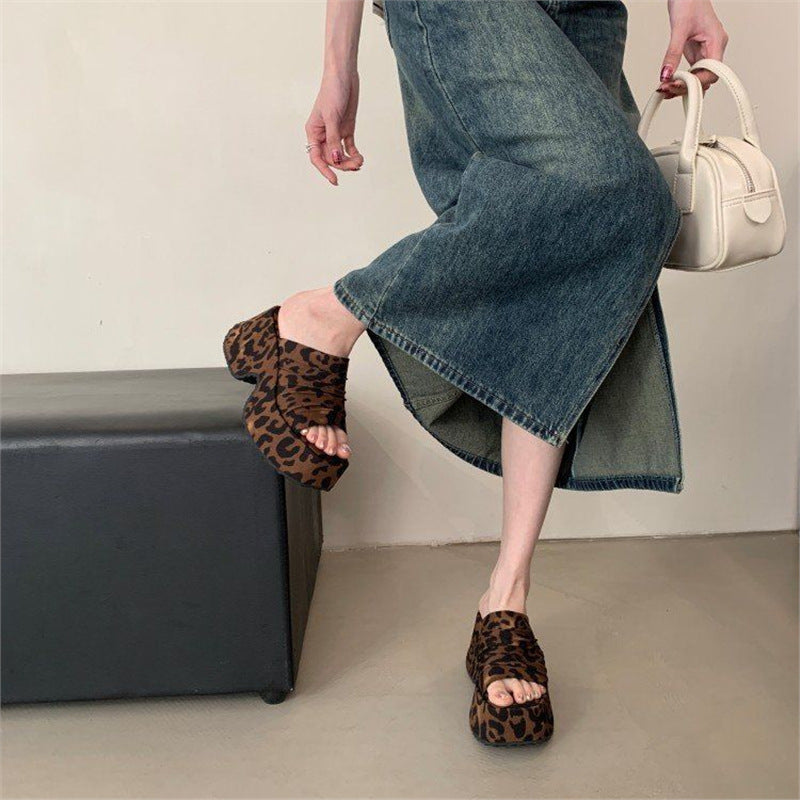 Damen Plateau-Pantoletten mit Leopardenprint und geknoteter Bandage Shop Nory