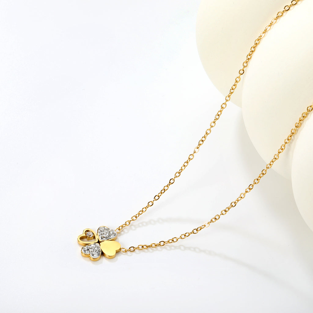 Damen Halskette mit Herzanhänger und funkelnden Zirkonia Shop Nory