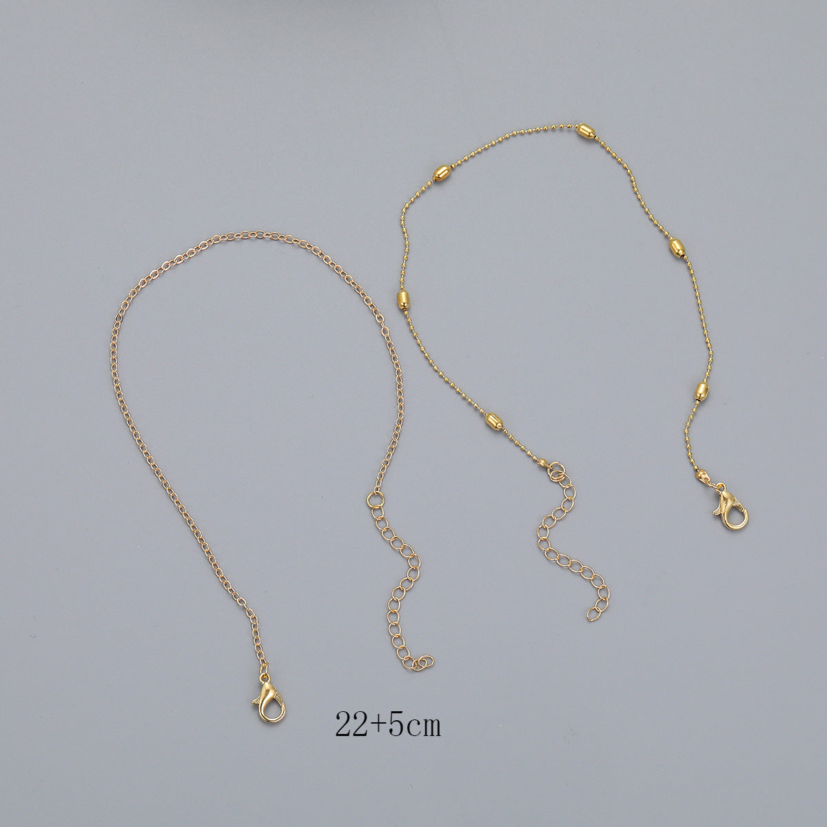 Damen Fußkettchen mit silbernem Herz-Detail und zarten Perlen Shop Nory