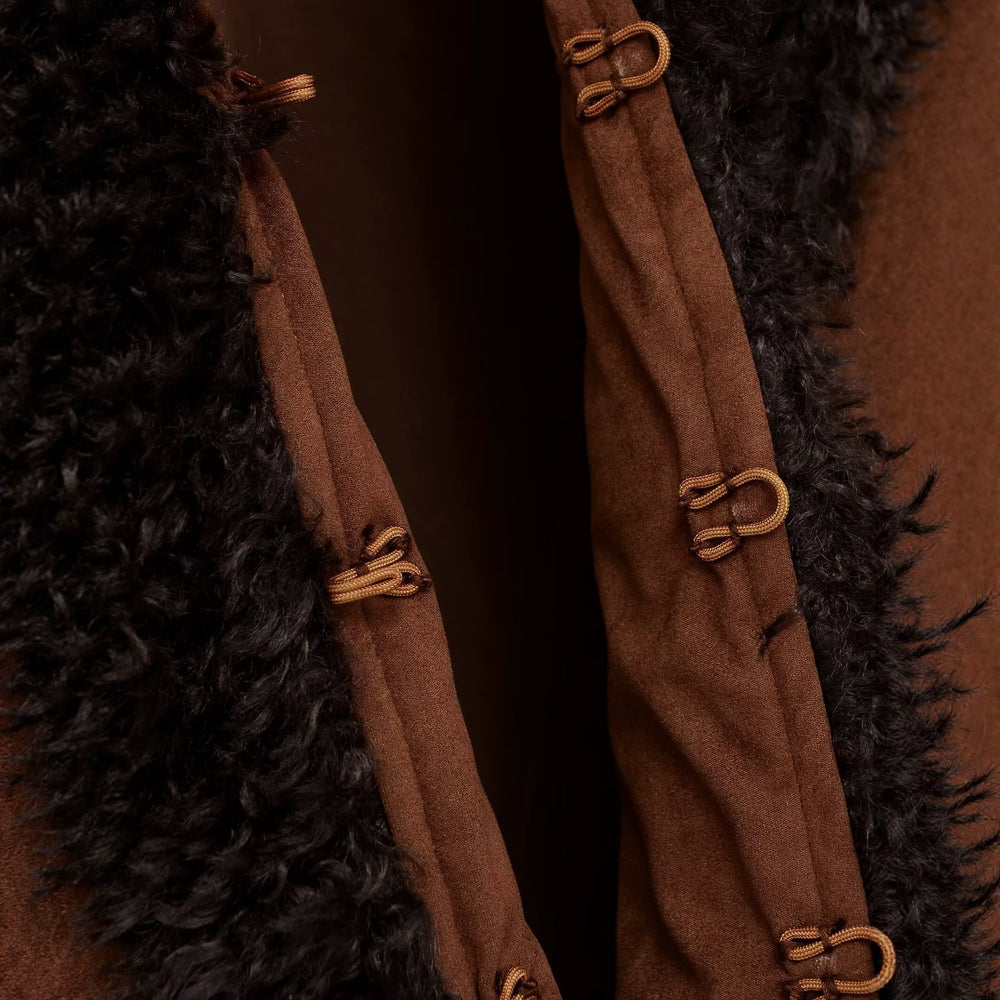 Damen Kurzjacke in Lammfelloptik mit voluminösem Schalkragen Shop Nory