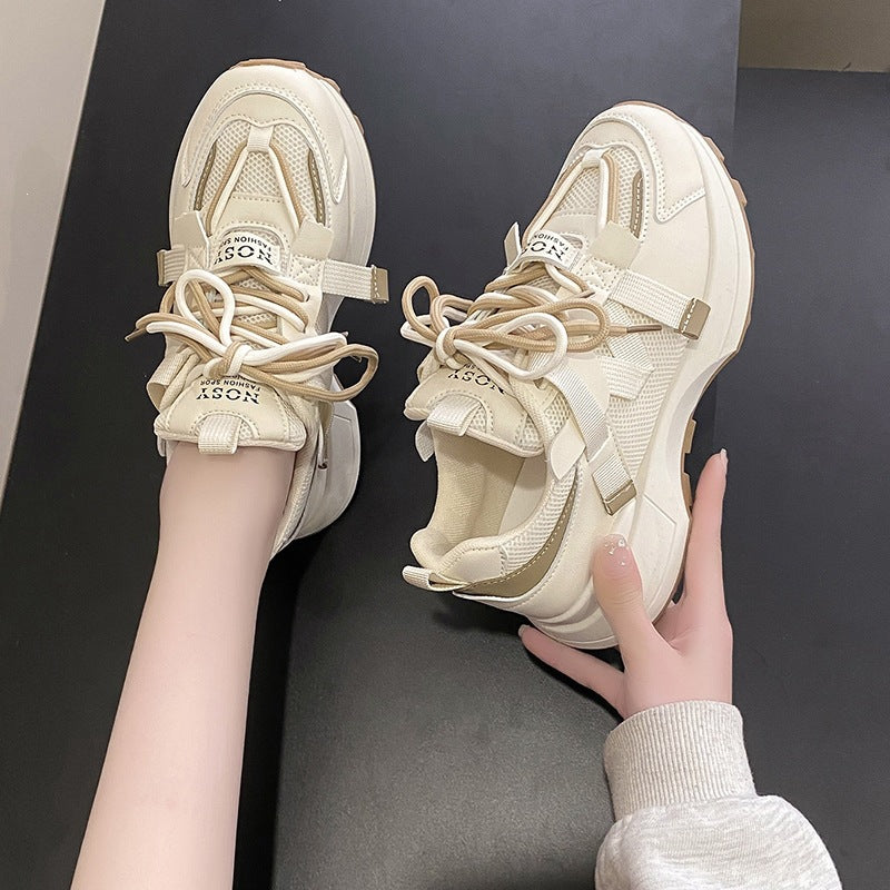 Damen Chunky-Plateau-Sneaker mit atmungsaktivem Mesh und montierten Riemen Shop Nory