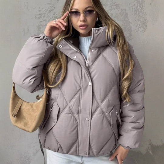 Damen Gefütterte Rauten‑Stepp‑Pufferjacke mit Kapuze und verdecktem Reißverschluss Shop Nory